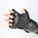 New Product Fighting Boxing Gloves Half-finger Gloves - Image 3