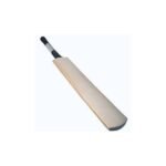Handcrafted English Willow Cricket Bat with Toe Guard, Enlarged Sweet Spot - 2.8 to 3.0 lbs. - Image 3
